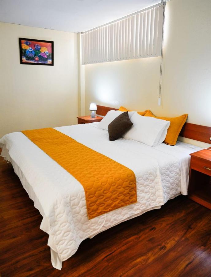 Hotel Mariscal Inn & Suite 昆卡 外观 照片