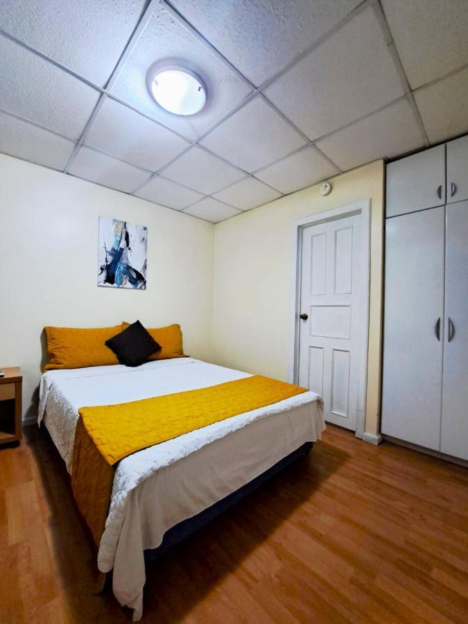 Hotel Mariscal Inn & Suite 昆卡 外观 照片