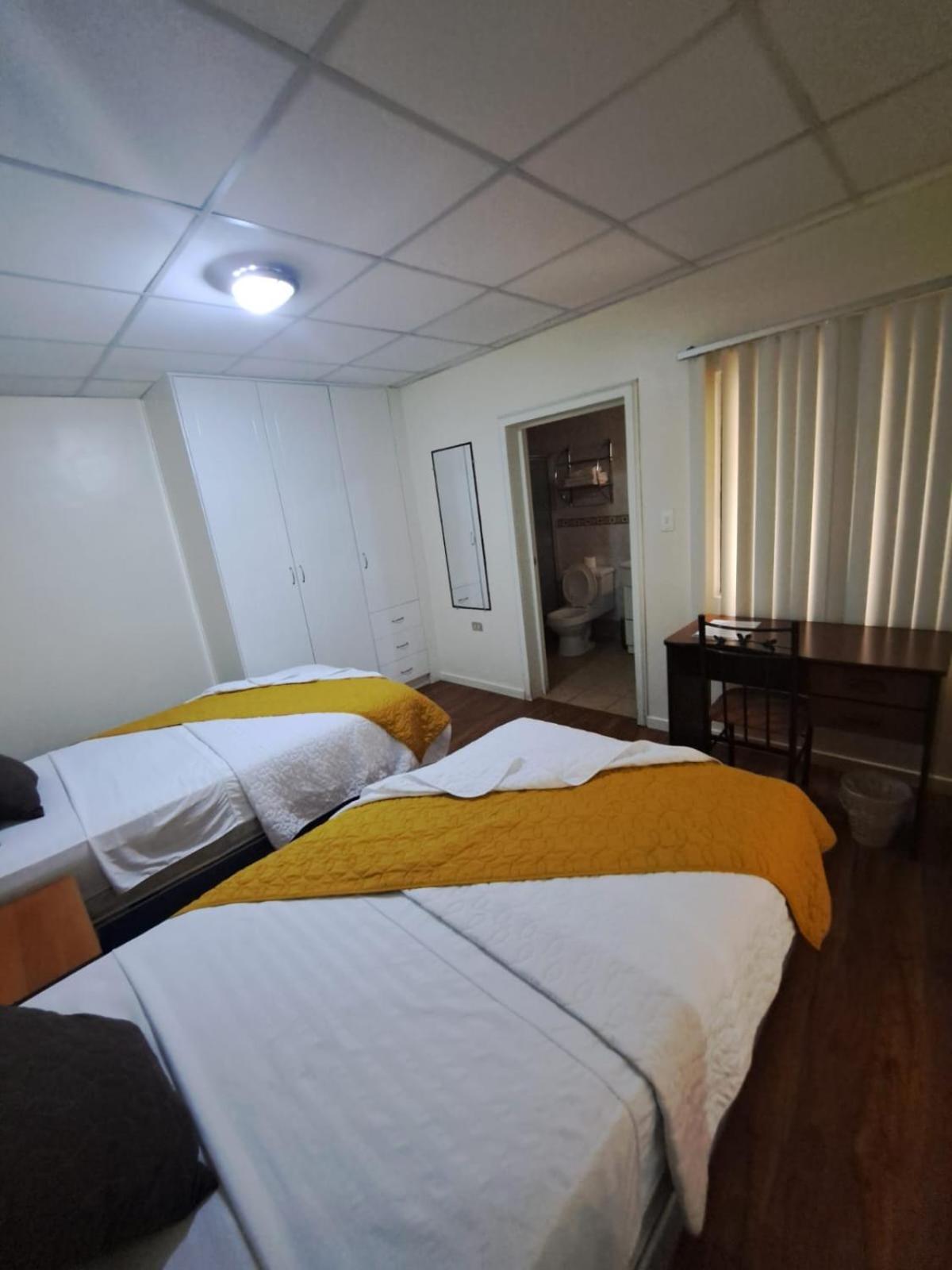 Hotel Mariscal Inn & Suite 昆卡 外观 照片